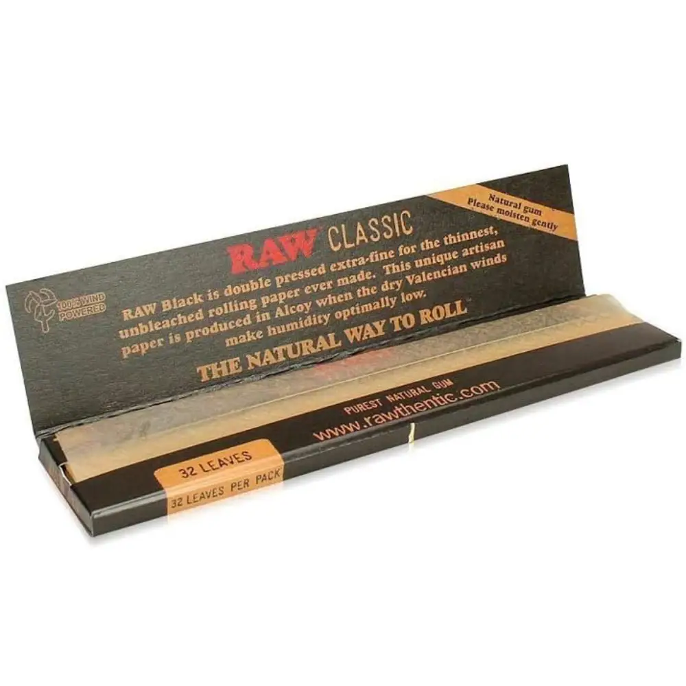 RAW Classic Black King Size Papers - 32 Leaves - Image 2